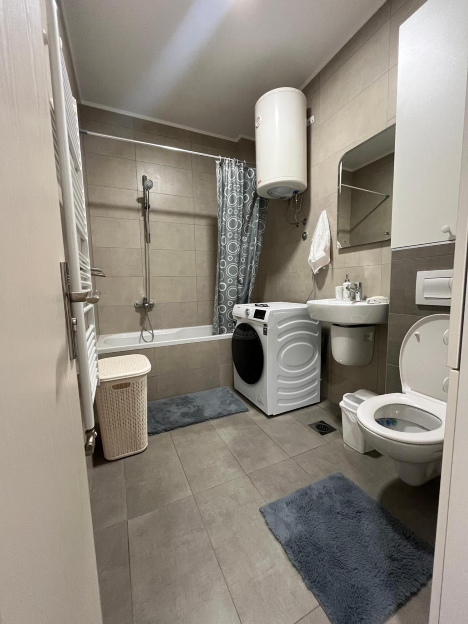 באניה לוקה Apartman Central מראה חיצוני תמונה